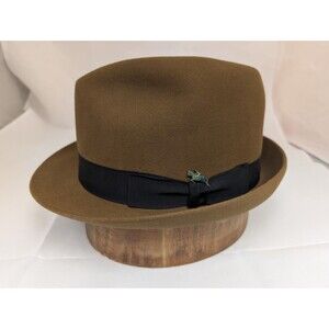 Vintage Dobbs Men's Hat-Sz. 7 1/8"-Stingy Brim Style-Brown Color-Ex Condition